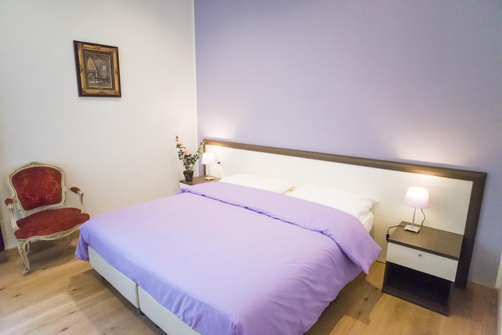 فلورنس B&B La Piazza الغرفة الصورة